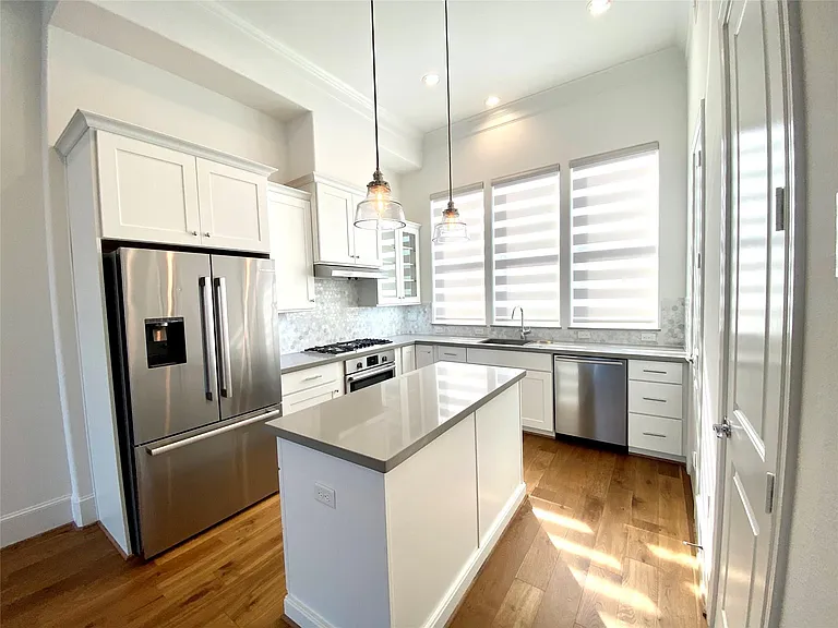 6037 Matthew Oaks Pl — Photo 5