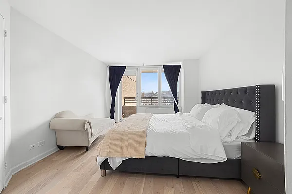 Rented by Compass | media 5