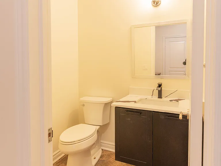 2 Farnham Dr — Photo 12