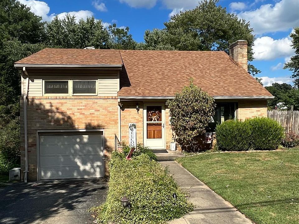 1st image of 133 Greenwell Ct