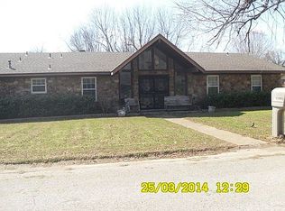 1101 Highland Dr, Newport, AR 72112