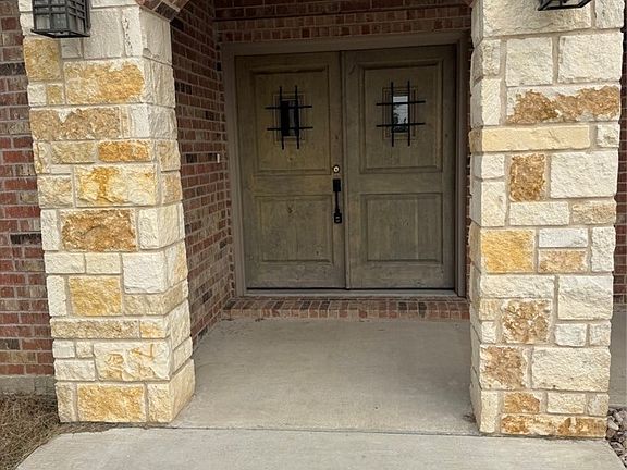 2nd image of 14604 Kuykendall Mountain Rd