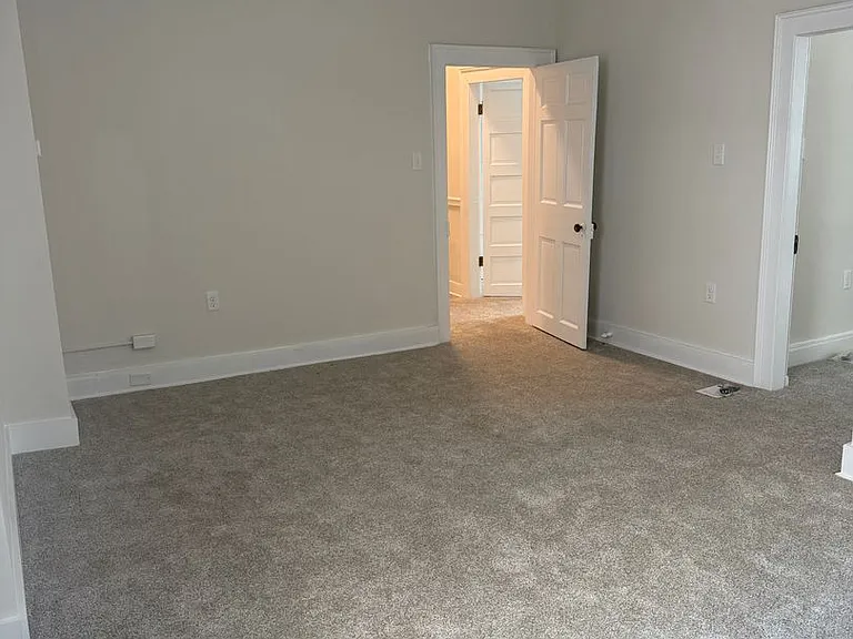 233 N Market St #2 — Photo 12