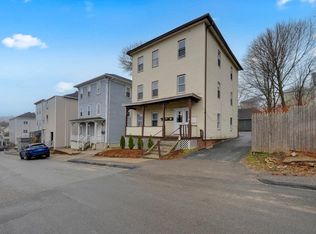 20 Mott St, Worcester, MA 01604