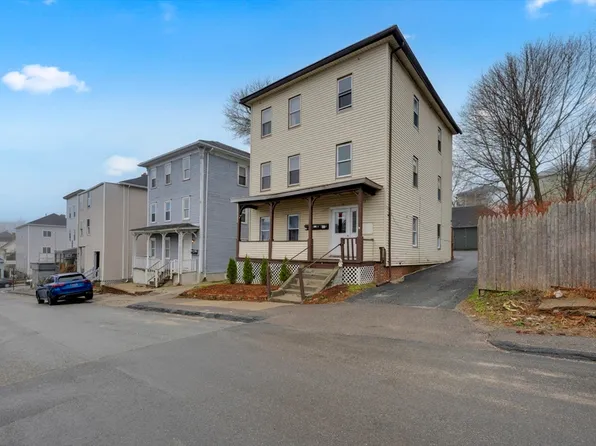20 Mott St, Worcester, MA 01604