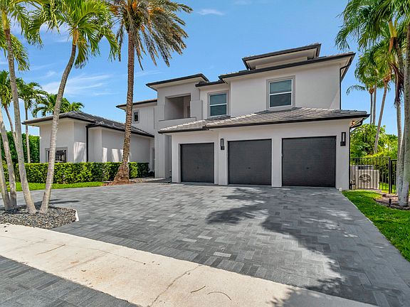 3rd image of 16193 Andalucia Lane