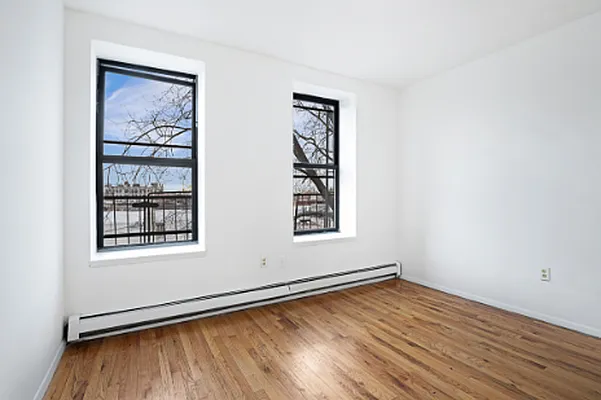 Rented by Compass | media 2