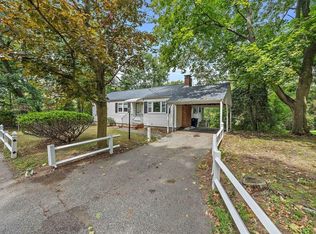 17 Pearl Pl, Braintree, MA 02184