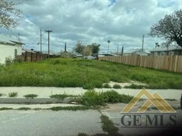 114 Fillmore St, Taft, CA 93268