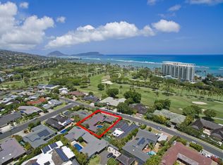 1044 Waiholo St, Honolulu, HI 96821