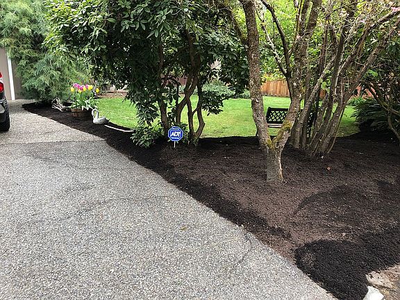 2nd image of 2103 114th Ave NE