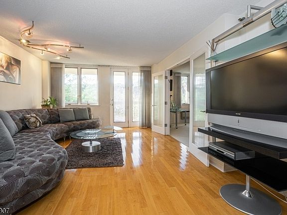 4th image of 10 Smith Manor Blvd APT 308