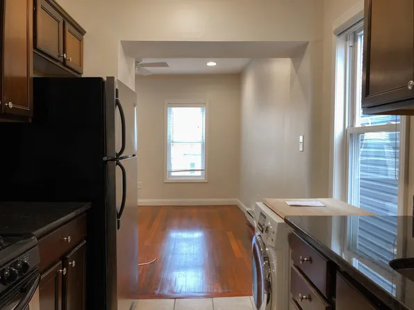 317 W 4th St #2, South Boston, MA 02127