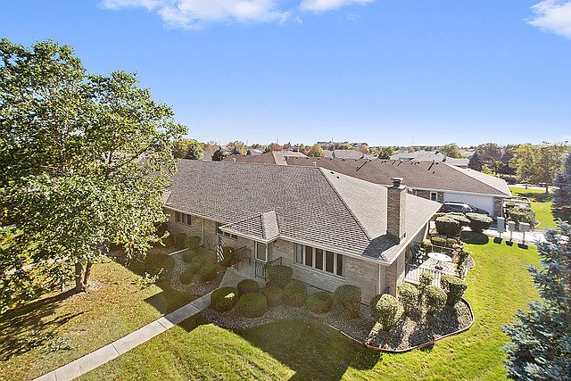 1st image of 10447 Eagle Ridge Dr #143