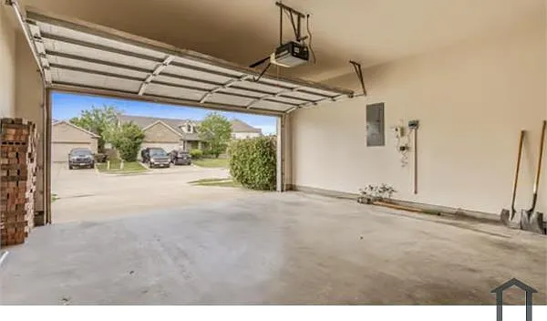 6309 Melanie Dr — Photo 11