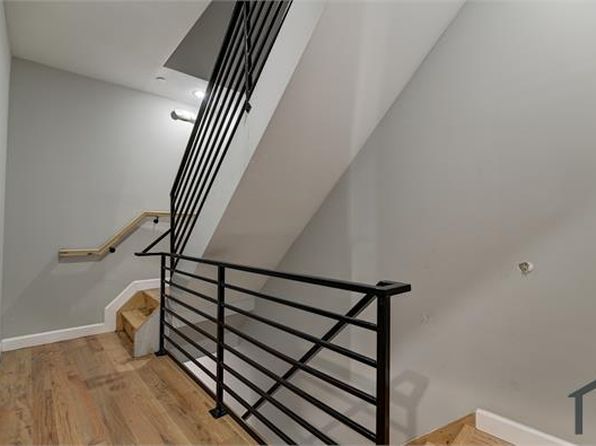 52 Yonkers Ave APT 2