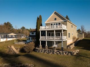 19611 Collins Lndg E, Alexandria Bay, NY 13607