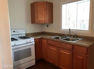 18926 Cohasset St, Reseda, CA 91335