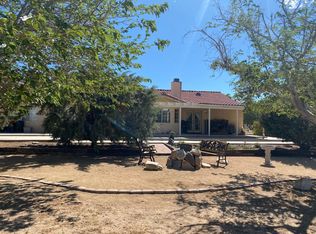 6724 Hollister Rd, Phelan, CA 92371