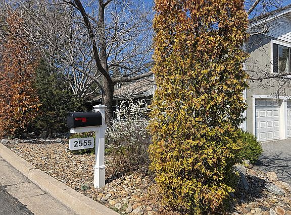 4th image of 2555 Camelot Way