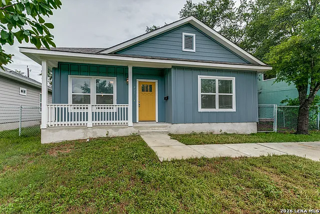 3 bed, 2.0 bath, 1421 sqft, $1,650 — Photo 2
