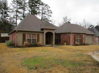 1007 Legacy Loop, Pineville, LA 71360
