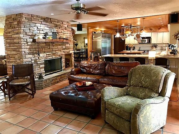 4th image of 510 Stone Lake Pl