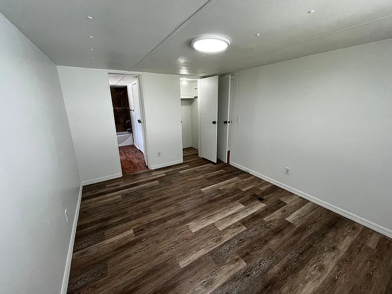 7004A Mills Rd — Photo 9