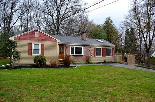 2nd image of 21 Youngs Rd