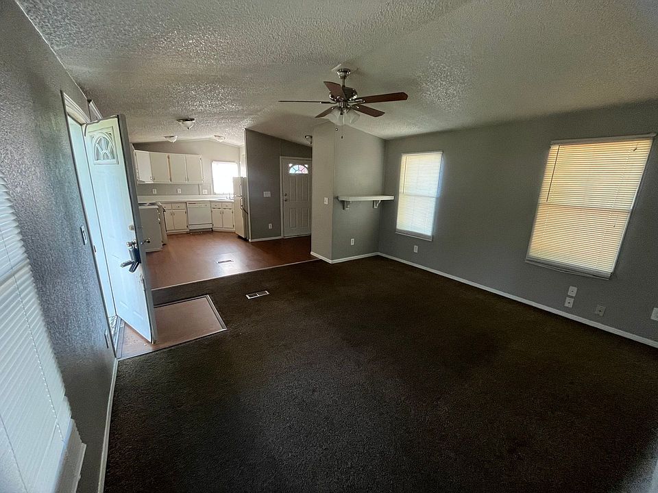 2nd image of 718 Dove Dr