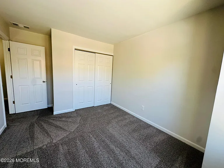 402 Woodlake Manor Dr #1000 — Photo 14