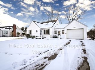 215 Hayes Ave NE, Massillon, OH