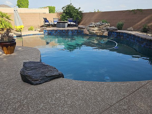 4th image of 7575 W Rock Springs Dr