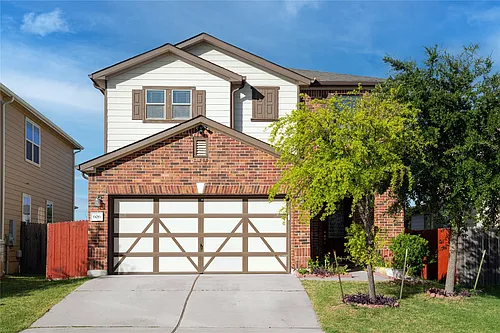 606 Screech Owl Dr Photo 1
