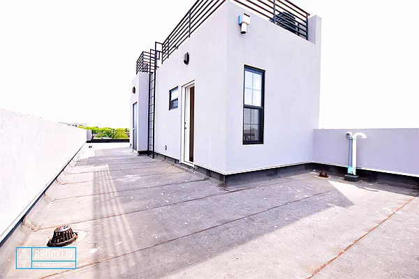 Rented by null | media 14