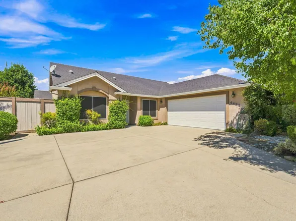 4434 Resting Fawn Ct, Redding, CA 96001