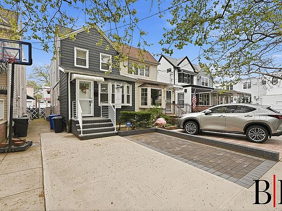 2nd image of 1818 E 37th St #1