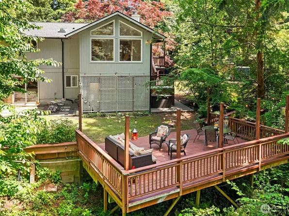 8760 SW 190th Street, Vashon, WA 98070