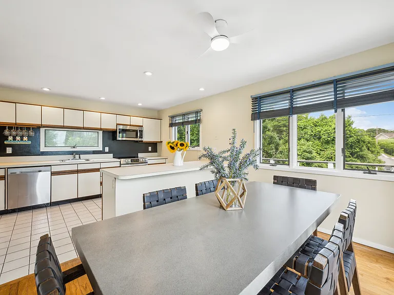 17 Franklin Dr — Photo 6