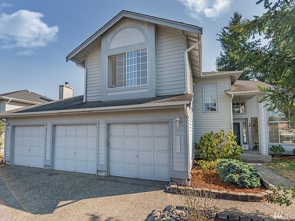 3rd image of 3902 215th Street Ct E