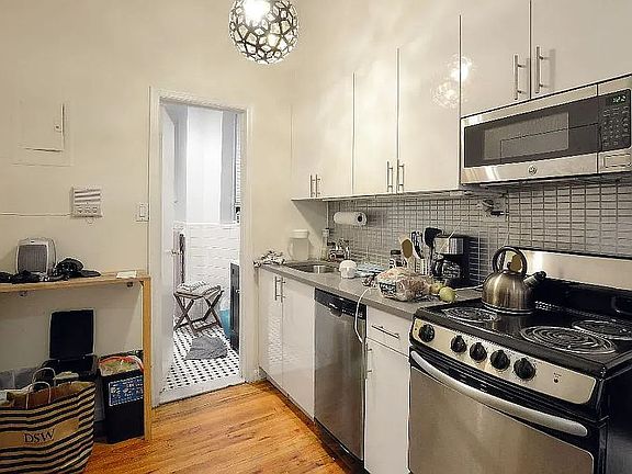 2nd image of 409 W 48th St APT 1RW