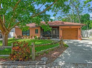 3672 Sawyer Rd, Sarasota, FL 34232