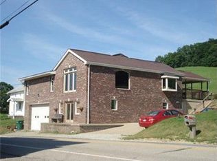 484 Cross Creek Rd, Avella, PA 15312