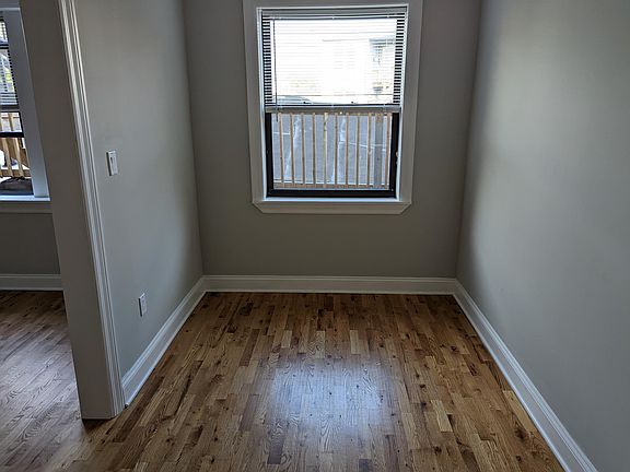 3rd image of 4603 N Lincoln Ave #208MB