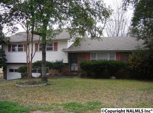 2617 Hoffman Dr NW, Huntsville, AL 35810