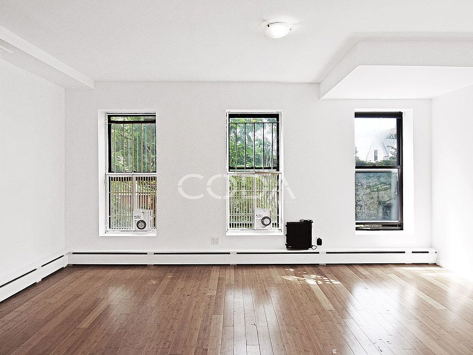1st image of 166 Vernon Ave APT 3