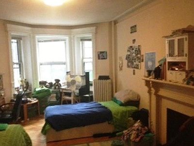 2nd image of 673 10th St APT 1