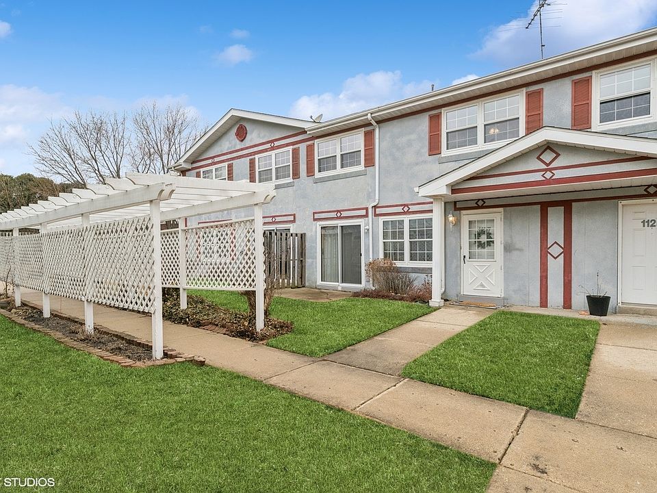 1st image of 1127 Greenwood Cir #1127