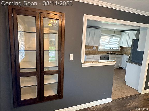 4th image of 1341 Catalpa Dr