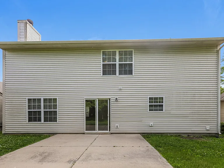18864 Prairie Crossing Dr — Photo 17
